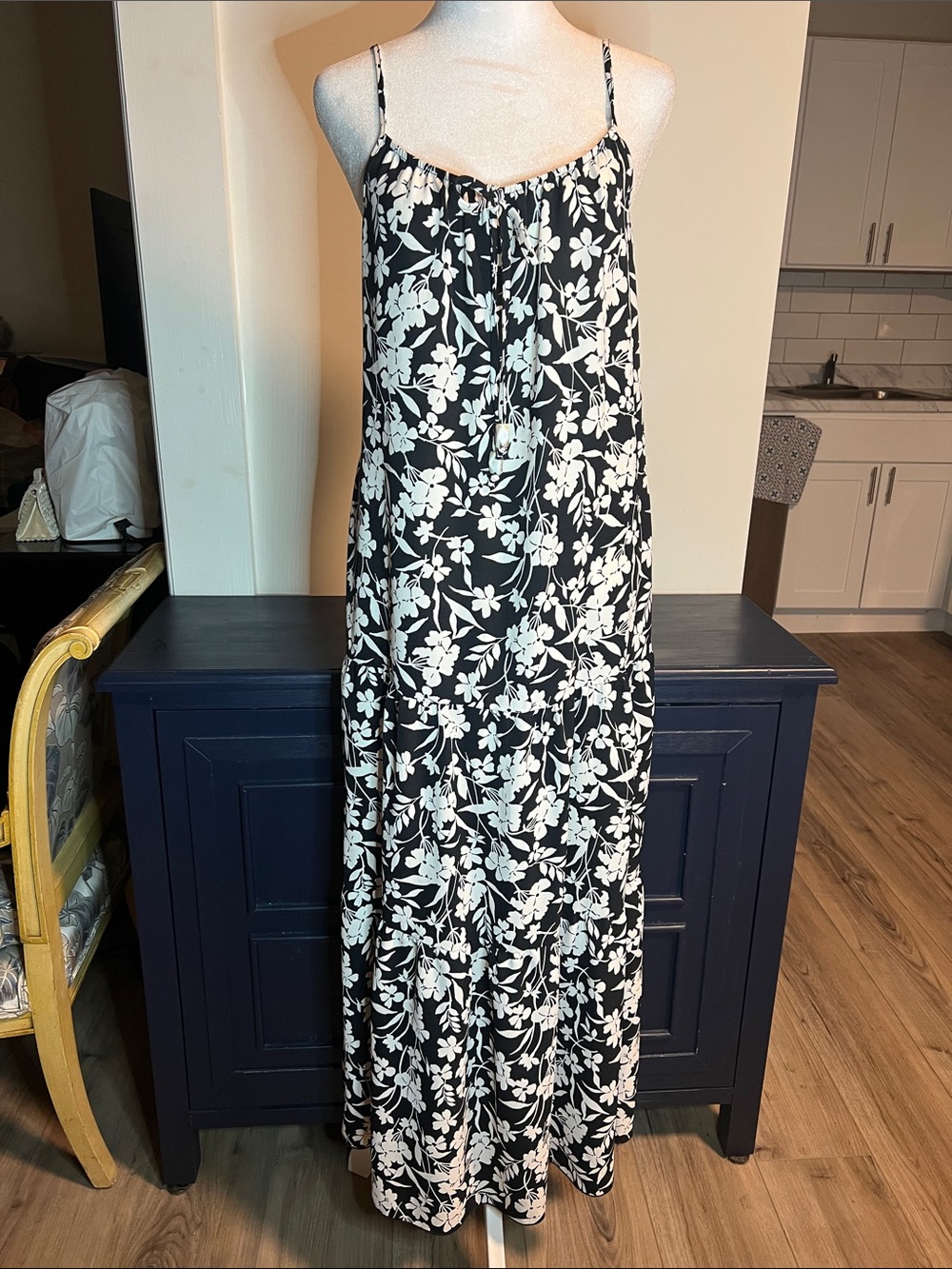 Tash+Sophie Black & White Floral Maxi Dress - Sleeveless Summer Dress Size S